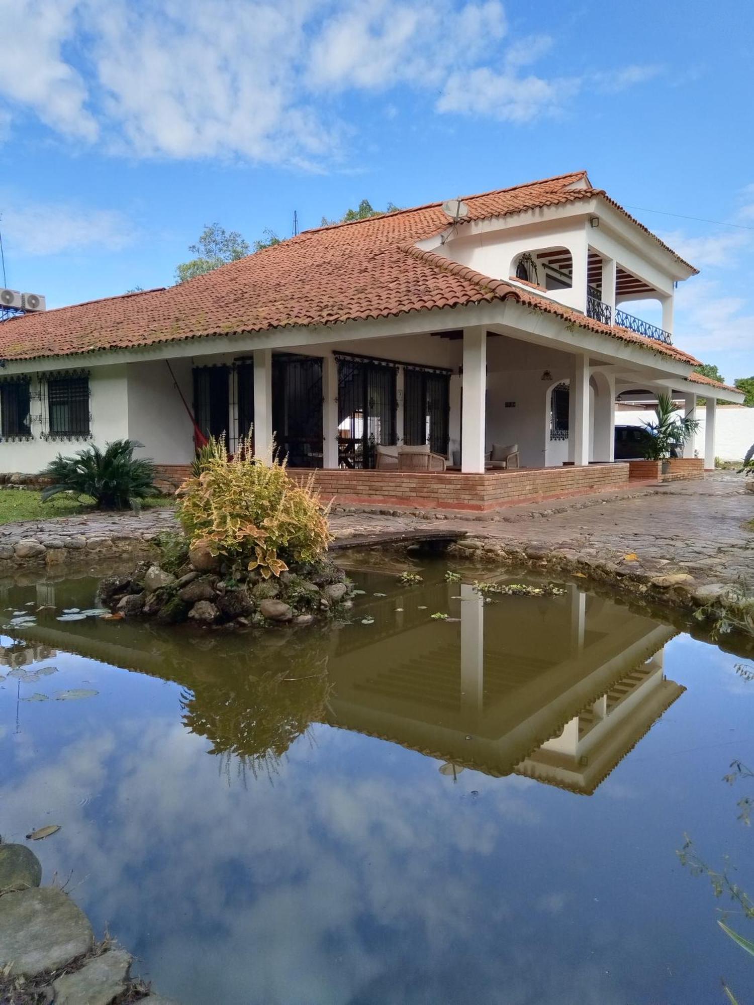 Doral House Villavicencio Bavaria Esterno foto